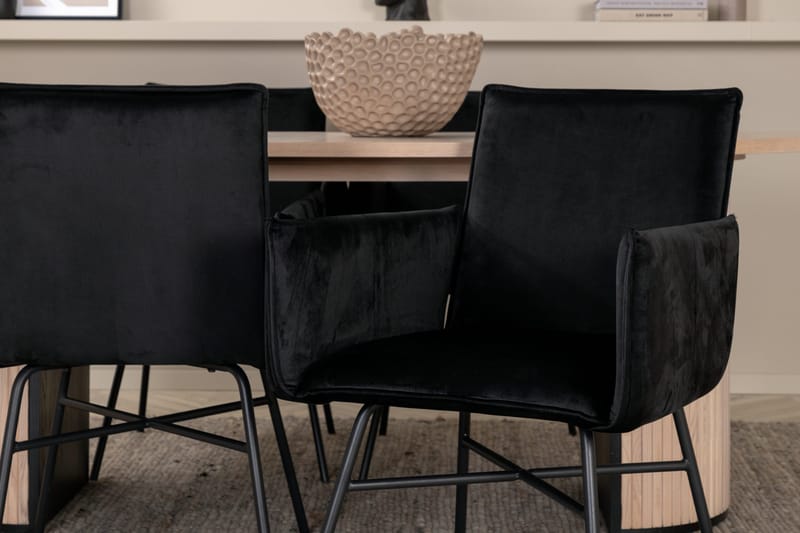 Bianca ovalt matbord med 4st Pippi matstol - Möbler - Bord & matgrupp - Matgrupp