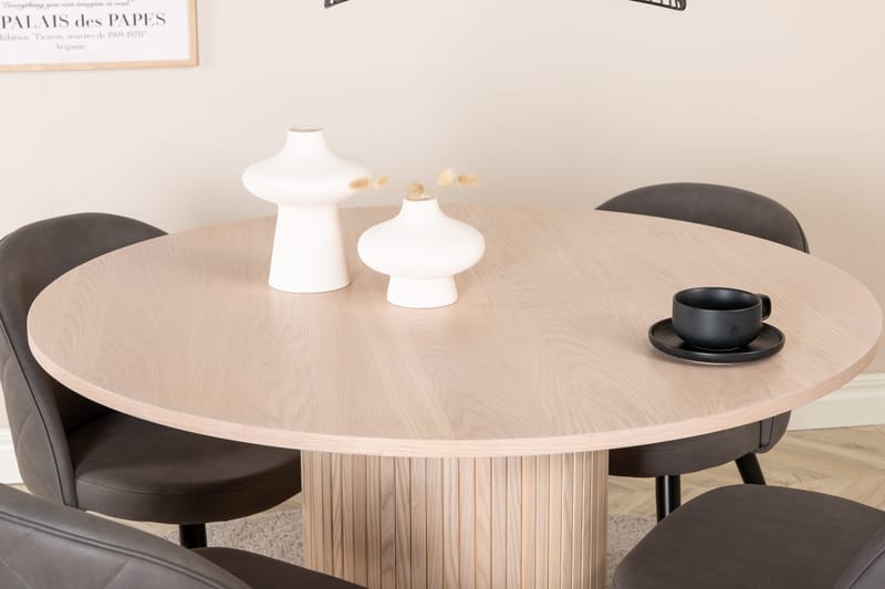 Bianca runt matbord med 4st Velvet matstol - Möbler - Bord & matgrupp - Matgrupp