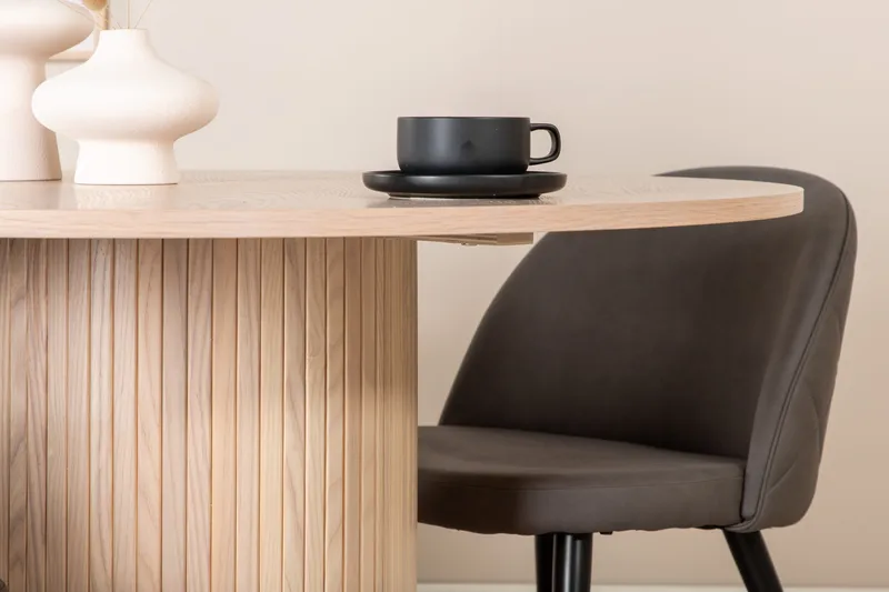 Bianca runt matbord med 4st Velvet matstol - Möbler - Bord & matgrupp - Matgrupp