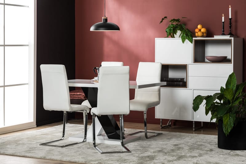 Cesi Matgrupp 140 cm med 4 Cibus Stol - Vit/Svart/Svart PU/Krom - Möbler - Bord & matgrupp - Matgrupp