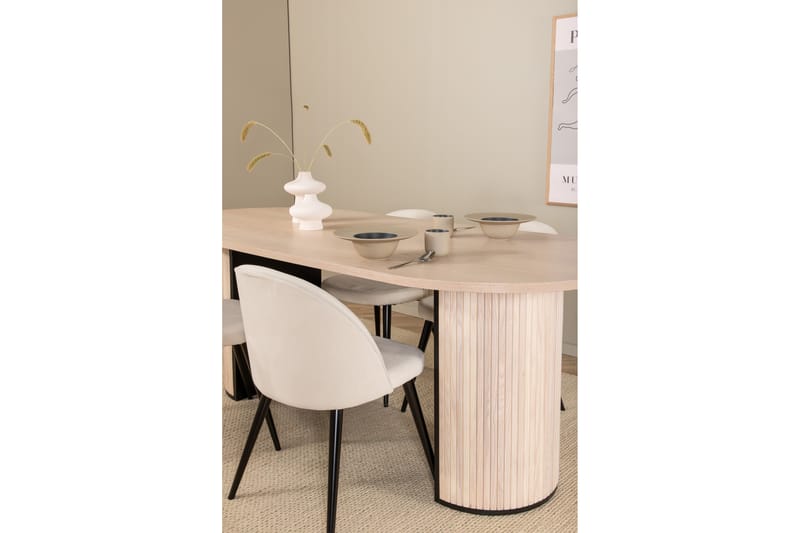 Matgrupp Cinaba 200 cm Oval inkl 4 Chantor Manchesterstolar - Beige/Svart/Beige - Matgrupp