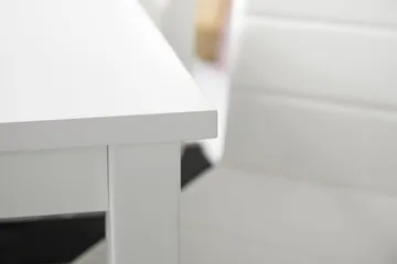 Jasmin Matgrupp med 6 st Cibus Stolar - Vit/PU/Krom - Möbler - Bord & matgrupp - Matgrupp