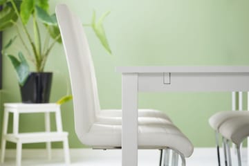 Jasmin Matgrupp med 6 st Cibus Stolar - Vit/PU/Krom - Möbler - Bord & matgrupp - Matgrupp