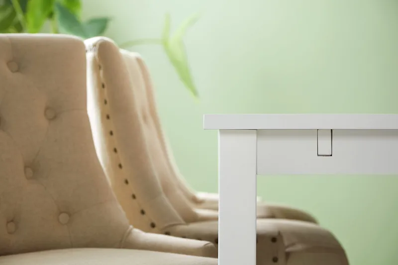 Jasmin Matgrupp Vit med 6 st Viktoria Fåtöljer - Beige/Vintageben - Möbler - Bord & matgrupp - Matgrupp