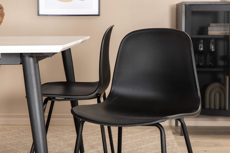 Jimms Förlängningsbar Matgrupp 150cm inkl 4 Kullersbro Stol - Vit/Svart - Möbler - Bord & matgrupp - Matgrupp