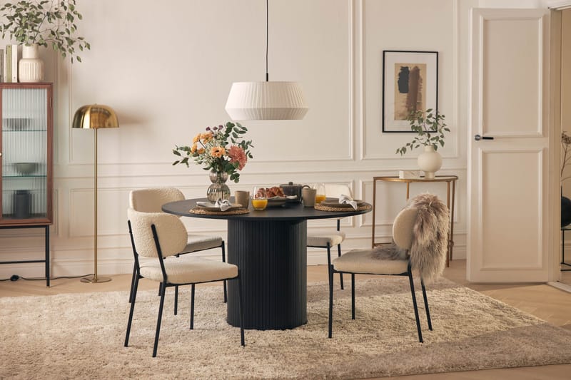 Kopparbo Matbord Runt 130 cm med 4st Gemmiano Matstol - Svart - Möbler - Bord & matgrupp - Matgrupp