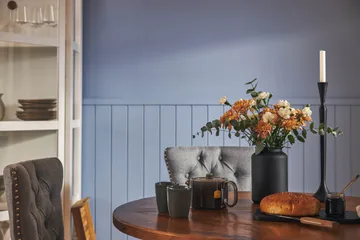 Lyon Matgrupp 120 cm Rund inkl 4 Bergviken Stolar - Brun - Möbler - Bord & matgrupp - Matgrupp