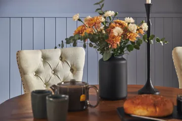 Lyon Matgrupp 120 cm Rund inkl 4 Bergviken Stolar - Brun - Möbler - Bord & matgrupp - Matgrupp