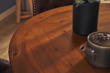 Lyon Matgrupp 120 cm Rund inkl 4 Bergviken Stolar Konstläder - Brun - Möbler - Bord & matgrupp - Matgrupp