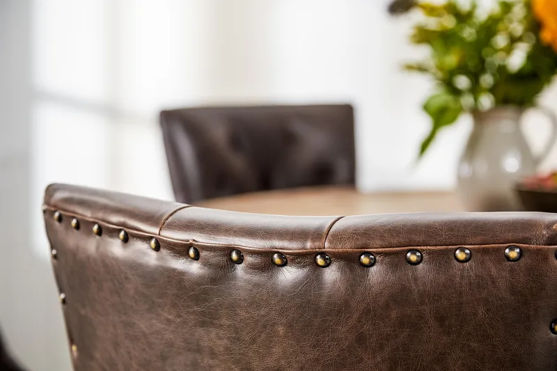 Lyon Matgrupp 150 cm Rund Mörkt trä med 6 Tuva Stolar - Vintage Alm / Brun Pu - Möbler - Bord & matgrupp - Matgrupp