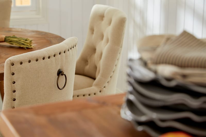 Lyon Matgrupp Rund med 4 st Viktoria Fåtölj - Trä / Beige - Möbler - Bord & matgrupp - Matgrupp