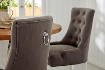 Lyon Matgrupp Rund med 4 st Viktoria Fåtölj - Trä/Vit/Grå - Möbler - Bord & matgrupp - Matgrupp