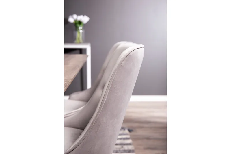 Malvina Matgrupp med 4 Valerie Lyx Sammetsstolar - Möbler - Bord & matgrupp - Matgrupp