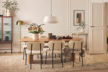 Noira Matbord 220 cm Massiv Ek med 6st Gemmiano Matstol - Natur - Möbler - Bord & matgrupp - Matgrupp