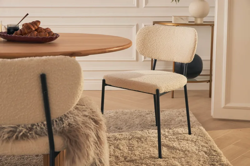 Noira Matbord 220 cm Massiv Ek med 6st Gemmiano Matstol - Natur - Möbler - Bord & matgrupp - Matgrupp