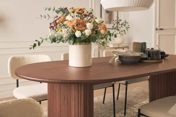 Noira Matbord 220 cm Massiv Valnöt med 6st Gemmiano Matstol - Brun / Teddy / Trä - Möbler - Bord & matgrupp - Matgrupp