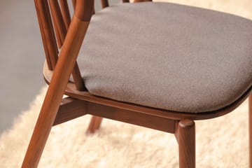 Noira Matgrupp 120 cm Rund inkl 4 Noira Stolar - Valnöt - Möbler - Bord & matgrupp - Matgrupp