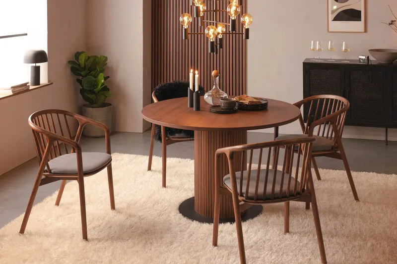 Noira Matgrupp 120 cm Runt Matbord med 4 Noira Stolar - Valnöt - Möbler - Bord & matgrupp - Matgrupp