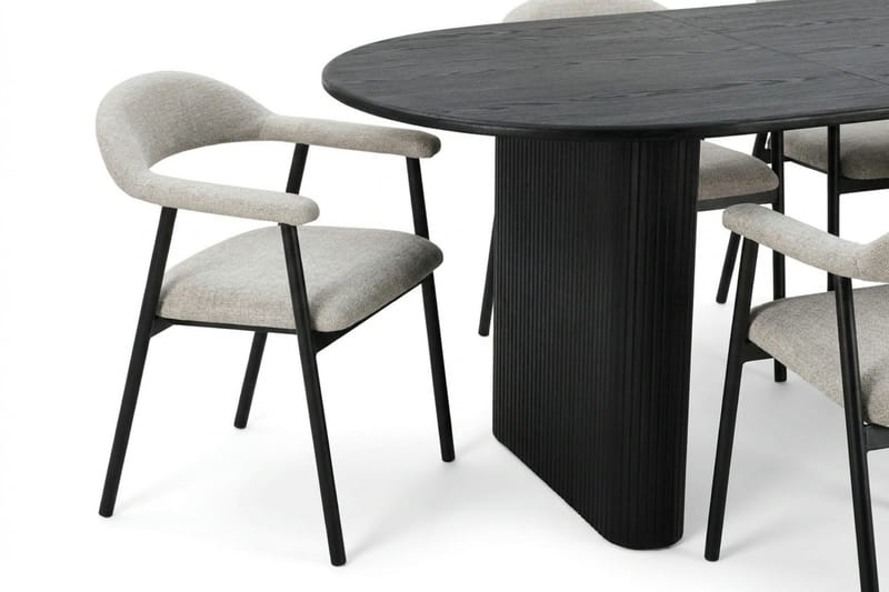 Noira Matgrupp 160-220 cm förlängningsbart i Svart med 6 Ronja Matstolar - Beige/Svart - Möbler - Bord & matgrupp - Matgrupp