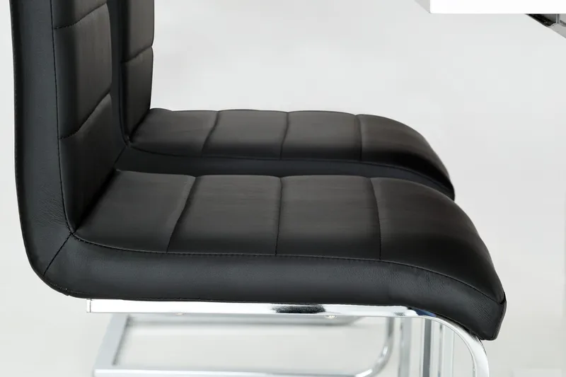 Ratliff Förlängningsbart Matgrupp 180 cm med 4 Cibus Stol - Vit/Svart - Möbler - Bord & matgrupp - Matgrupp