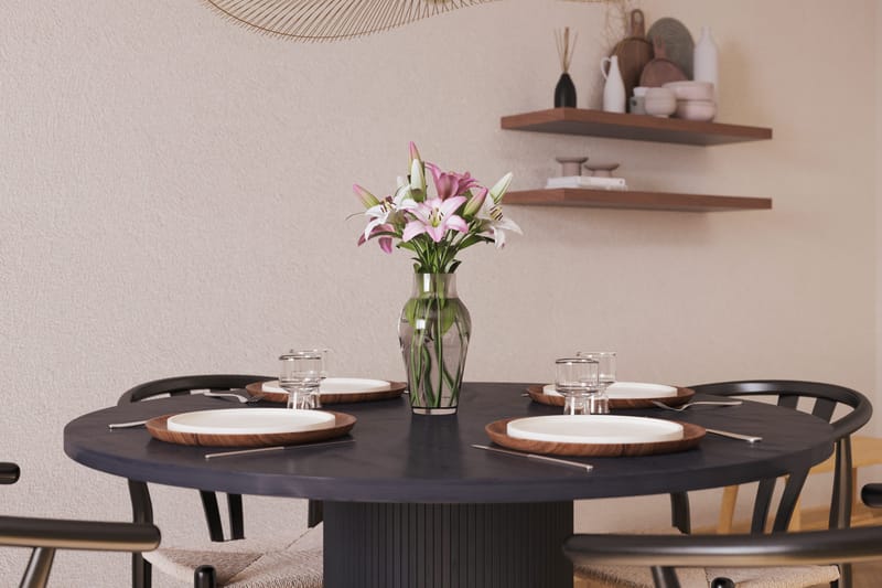 Noira Matgrupp 120 cm Massiv Ek Rund med 4 Dastoori Matstol - 2220067-4,2206128-1 - Svart - Möbler - Bord & matgrupp - Matgrupp