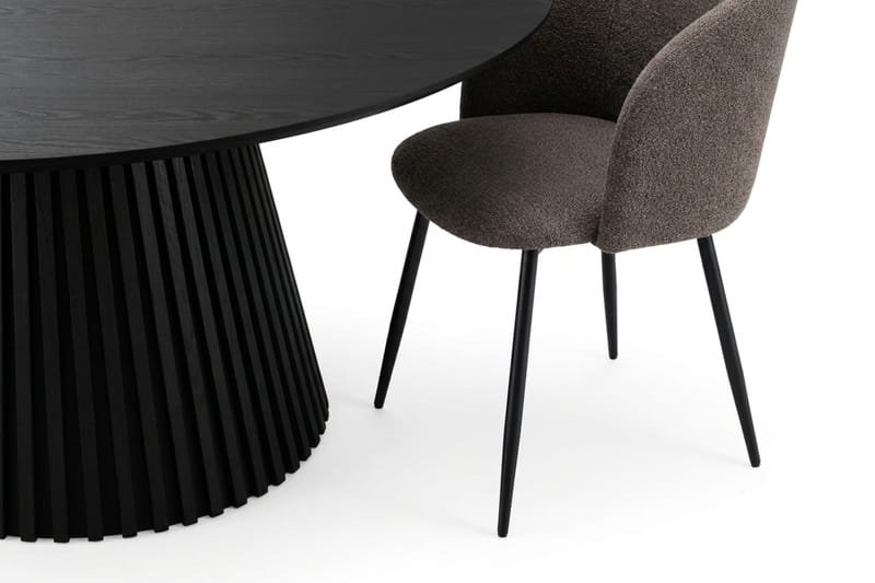 Peyra Matgrupp 150 cm runt med 6 Greya Mastolar - Svartlaserad ek - Möbler - Bord & matgrupp - Matgrupp