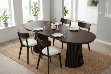 Peyra Matgrupp Förlängningsbart runt 120-220 cm i Rökt Ek med 4 Amelia Matstolar med Dyna - Rökt Ek/Beige - Möbler - Bord & matgrupp - Matgrupp