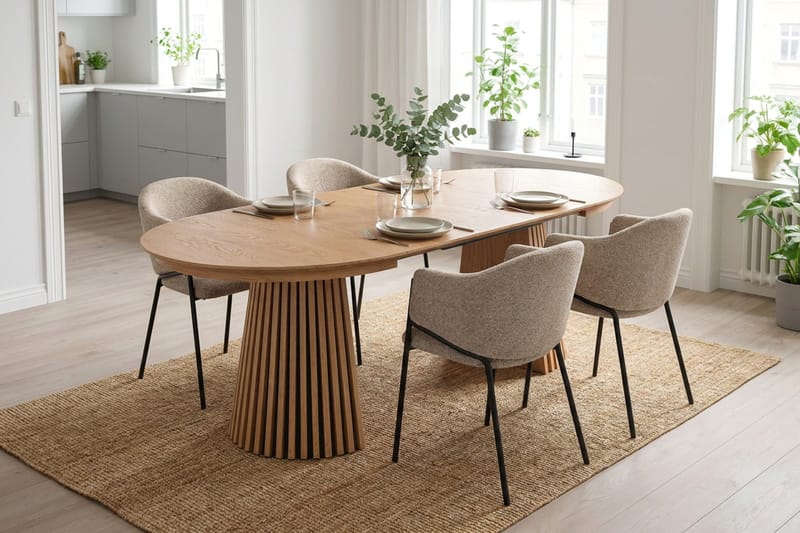Peyra Rund Utdragbar Matgrupp 120-220 cm – Matbord med 4 Filip Matstolar i Trä med Ekutseende - Natur|Taupe - Möbler - Bord & matgrupp - Matgrupp