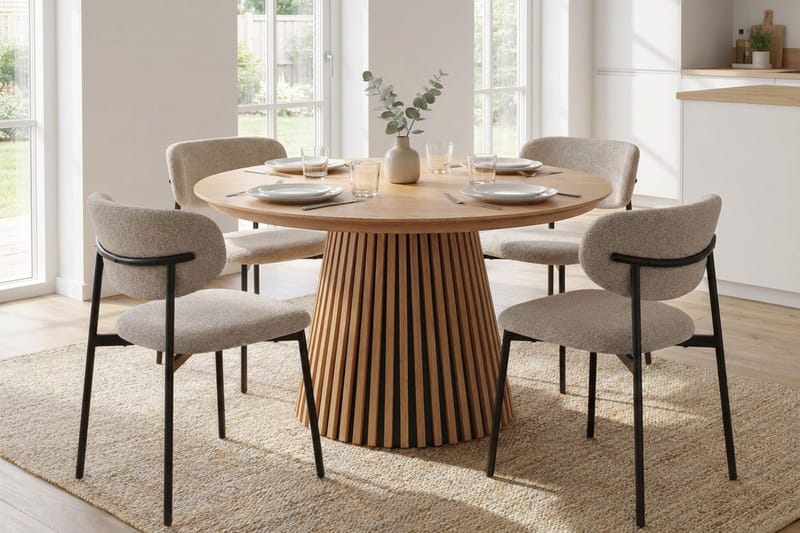 Peyra Rund Utdragbar Matgrupp 120-220 cm – Matbord med 4 Lucy Matstolar i Trä med Ekutseende - Natur|Greige - Möbler - Bord & matgrupp - Matgrupp