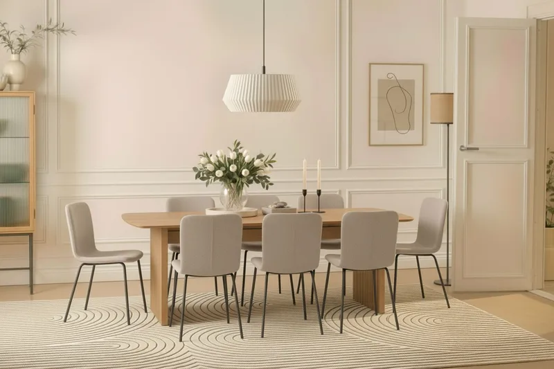 Richeto Matbord 240 cm med 8 Katy Matstolar - Naturlig finish / Greige Bouclé / Metallben Svart - Möbler - Bord & matgrupp - Matgrupp