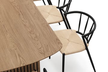 Richeto Matbord 240 cm med 8 Winston Matstolar - Naturlig finish / Beige / Metallben Svart - Möbler - Bord & matgrupp - Matgrupp
