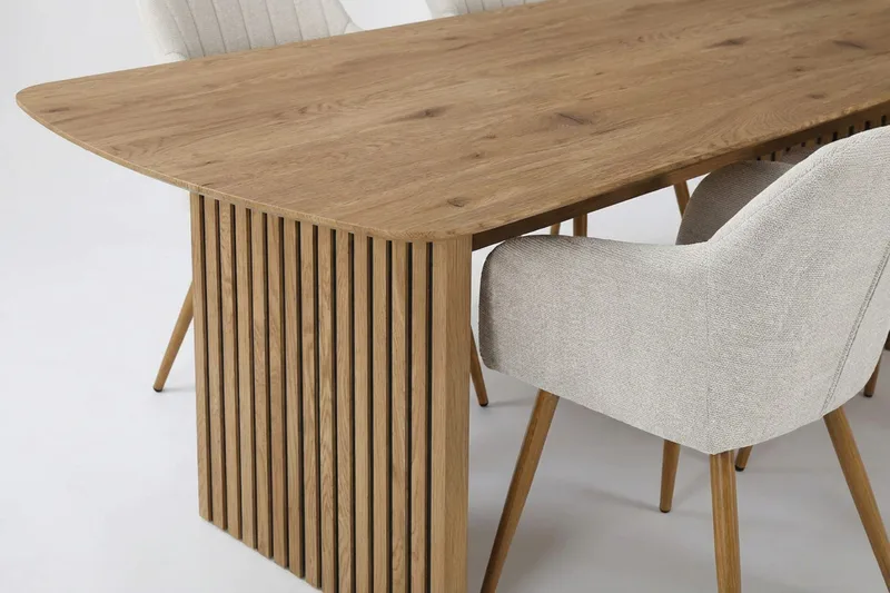 Richeto Matgrupp Ek 210 cm med 6 Filippa Matstolar - Ek/Vit - Möbler - Bord & matgrupp - Matgrupp