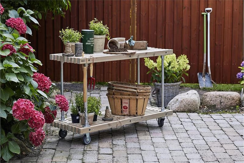 PLUS Jocke Grill/Arbetsbord Design 138 cm - Beige/Grå - Möbler - Bord & matgrupp - Serveringsvagn & serveringsbord - Drinkvagn & barvagn
