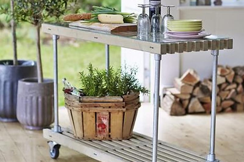 PLUS Jocke Grill/Arbetsbord Design 138 cm - Beige/Grå - Möbler - Bord & matgrupp - Serveringsvagn & serveringsbord - Drinkvagn & barvagn