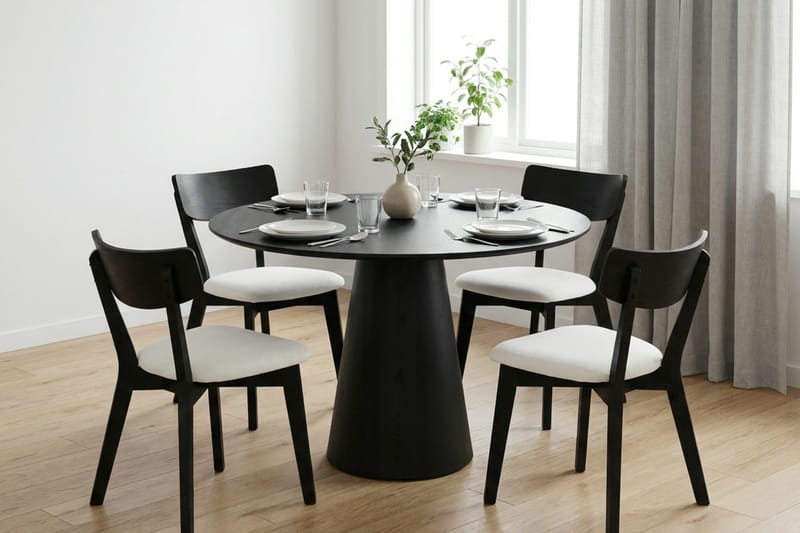 Siena Matgrupp 110 cm runt i Svart med 4 Amelia Matstolar med Dyna - Svart/Beige - Möbler - Bord & matgrupp - Matgrupp