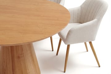 Siena Matgrupp runt 110 cm Ek med 4 Filippa Matstolar - Ek - Möbler - Bord & matgrupp - Matgrupp