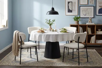Siena Matgrupp runt 110 cm Svart med 4 Lucy Matstolar - Svartlaserad ek - Möbler - Bord & matgrupp - Matgrupp