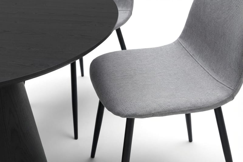 Siena Matgrupp runt 110 cm Svart med 4 Nibe Matstolar - Svart - Möbler - Bord & matgrupp - Matgrupp