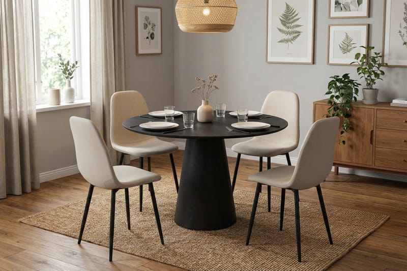 Siena Matgrupp runt 110 cm Svart med 4 Nibe Matstolar - Svartlaserad ek - Möbler - Bord & matgrupp - Matgrupp
