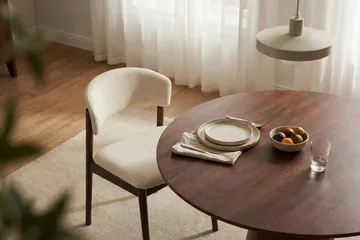 Siena Matgrupp runt 110 cm Valnöt med 4 Nala Matstolar - Valnöt - Möbler - Bord & matgrupp - Matgrupp