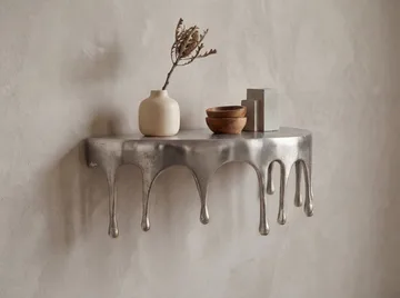 Arvik Vägghylla 60 cm i aluminium med droppdesign - silver - Möbler - Bord & matgrupp - Soffbord - Soffbord med förvaring