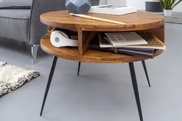 Irias Soffbord 60 cm med Förvaring Hylla Runt - Massivt Trä/Svart - Möbler - Bord & matgrupp - Soffbord