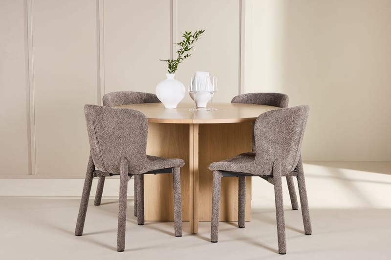 Strada Matbord 120 cm Rektangulär med 4 Astoria Matstol