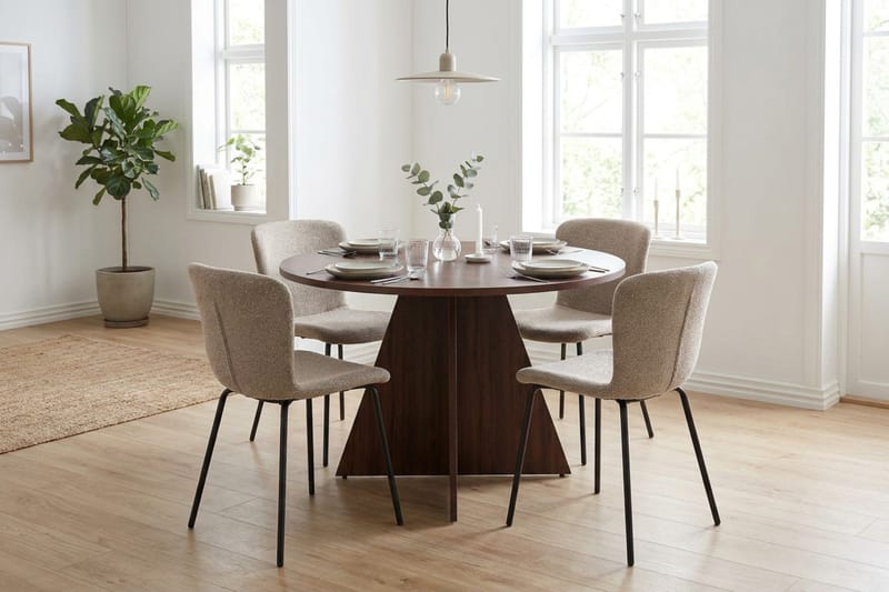 Vera Matgrupp runt 110 cm Valnöt med 4 Katy Matstolar - Valnöt - Möbler - Bord & matgrupp - Matgrupp