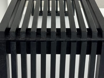 Belora Bänk 120 cm i massiv trä - Djupsvart - Möbler - Hallmöbler - Hallbänk