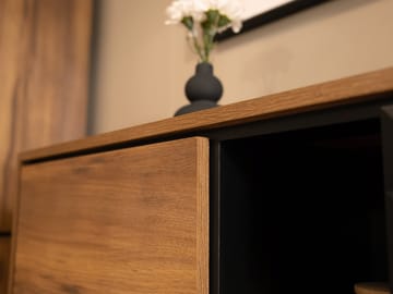 Lorvenn Tv-bänk 190 cm - Brun/Svart - Möbler - TV- & Mediamöbler - TV bänk & mediabänk