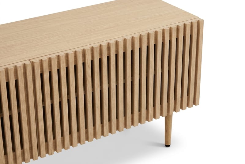 Peyra Ribbad Tv-bänk med Förvaring 200 cm - Ek - Möbler - TV- & Mediamöbler - TV bänk & mediabänk