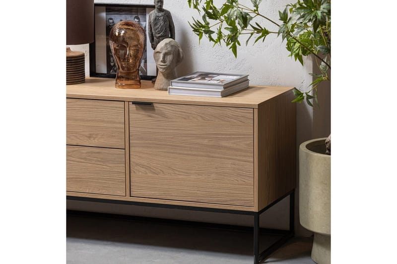 Silas TV-bänk 180 cm med Förvaring i Trä med Metallunderrede - Beige - Möbler - TV- & Mediamöbler - TV bänk & mediabänk