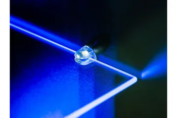 Apryl Modern TV Mediamöbel med Vitrinskåp och LED-belysning - Svart / Trä / Glas - Möbler - TV- & Mediamöbler - TV-möbelset