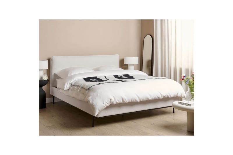 Dubbelsäng Corio med lamellram Vit-Svart, 160x200 cm - Vit-Svart, 160x200 cm - Möbler - Säng - Ramsäng